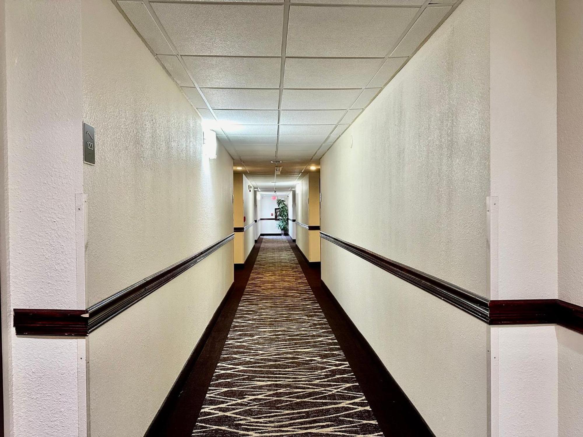 Red Roof Inn Hartford - Vernon Zewnętrze zdjęcie