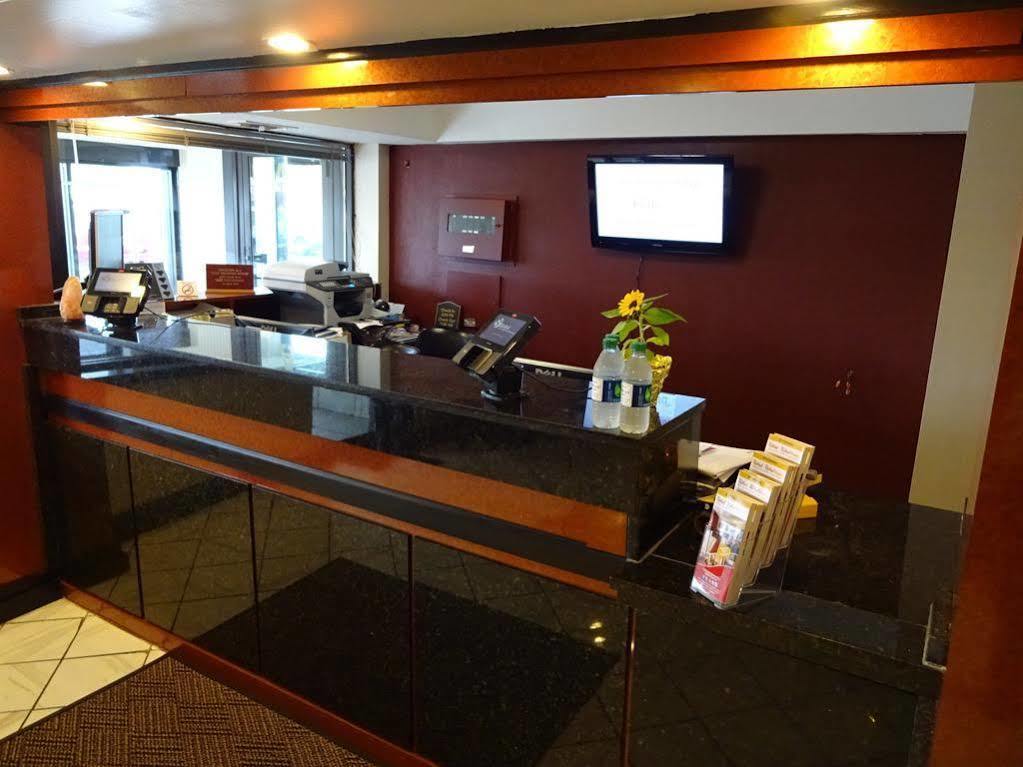 Red Roof Inn Hartford - Vernon Zewnętrze zdjęcie