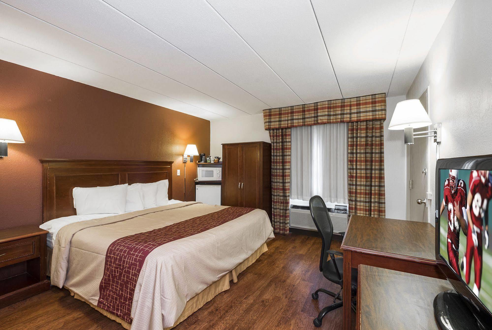 Red Roof Inn Hartford - Vernon Zewnętrze zdjęcie
